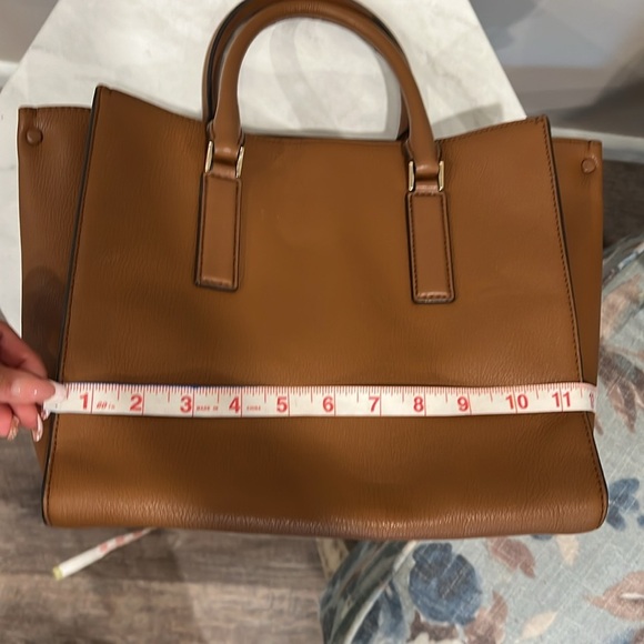 🔥Michael Kors Brown Satchel Bag with Structured Design🔥 - Picture 4 of 9